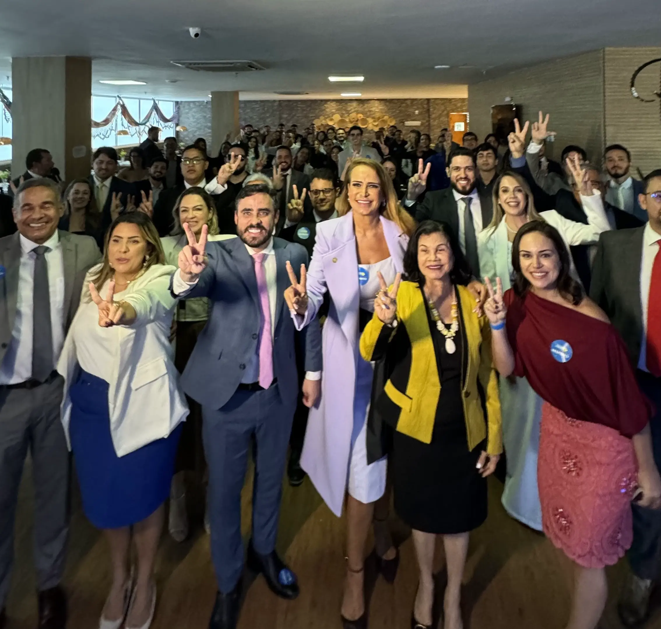 Participação de Almir Reis e Fernanda Rezende no encontro da advocacia em Goiana.